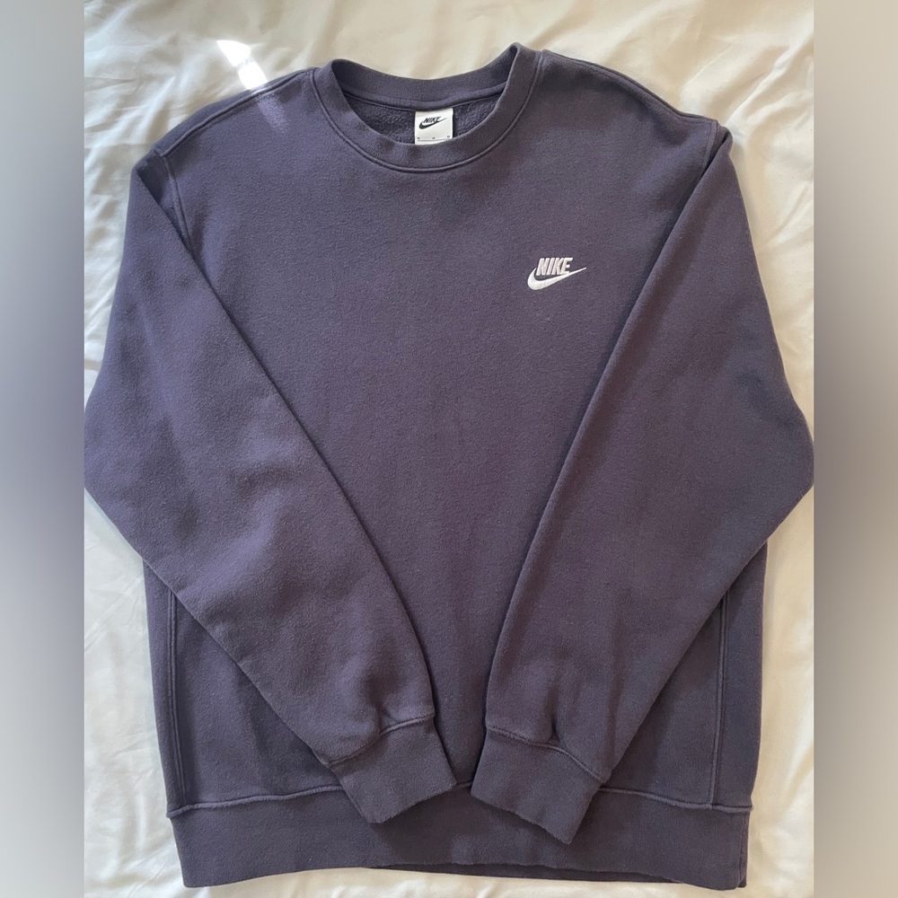 Nike Men's Navy Blue Sweatshirt